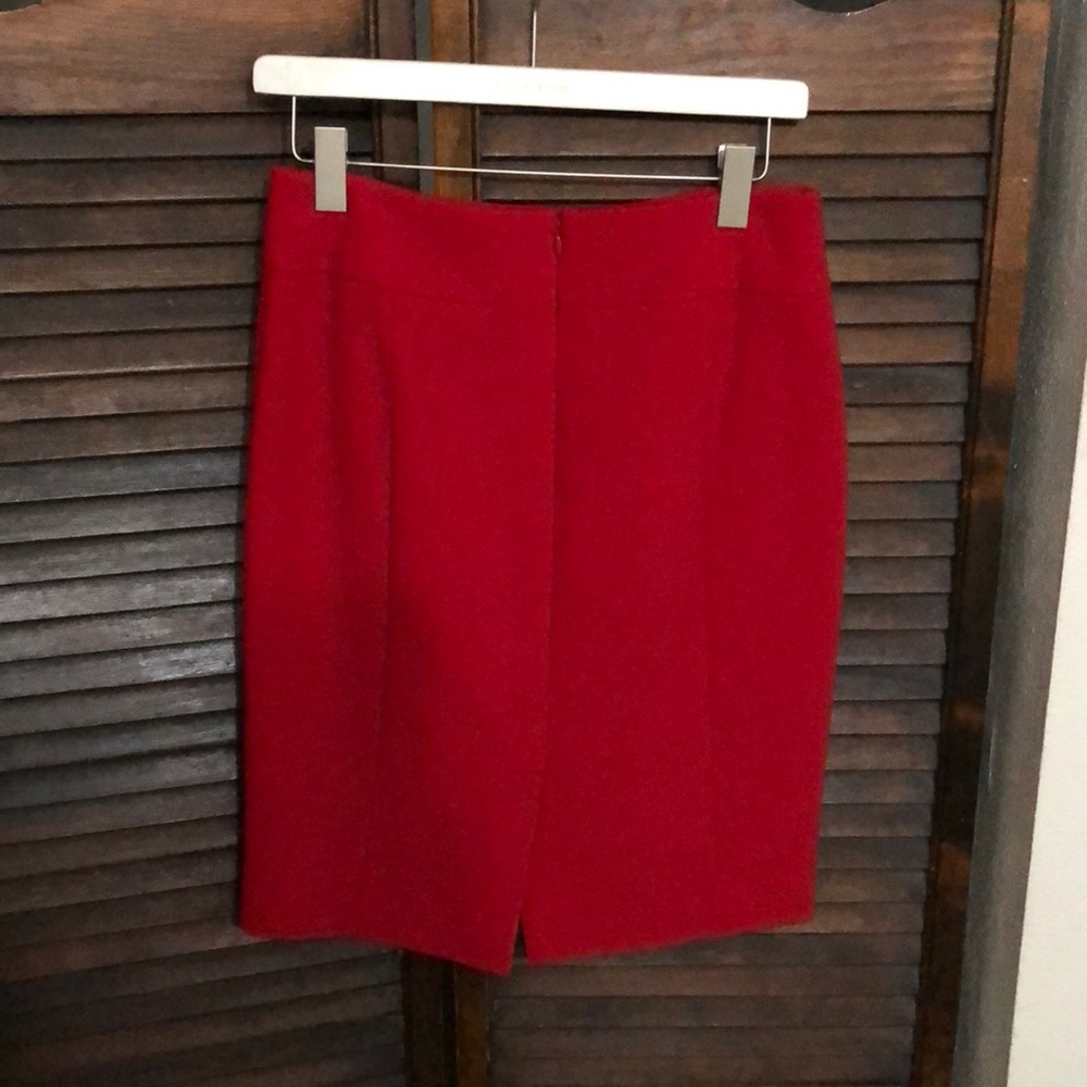 Suit - Picture 2 of 3